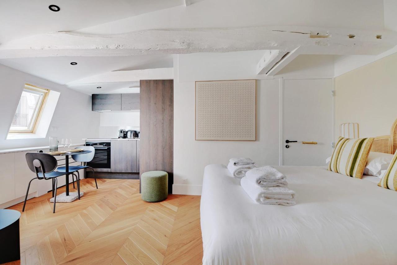 Refined - 2p - Opera Garnier Apartment Paris